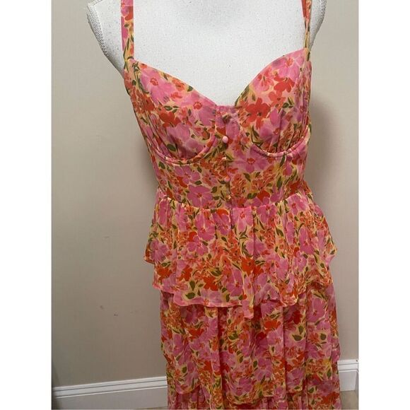 ASTR The Label Midsummer Floral Tiered Maxi Dress Size L - Picture 5 of 9